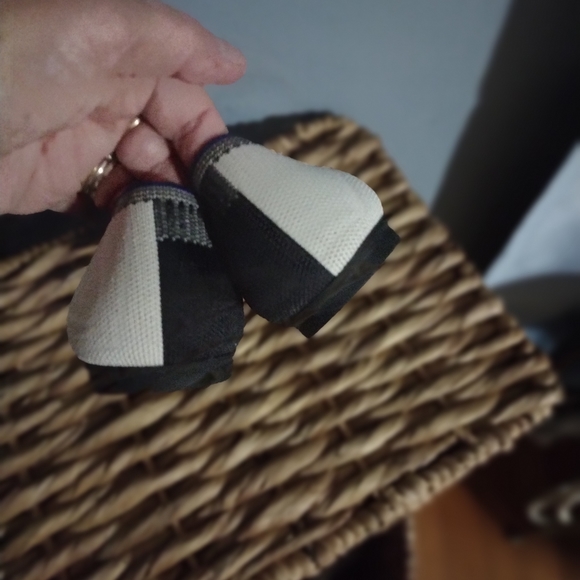 Rothys - Picture 2 of 4